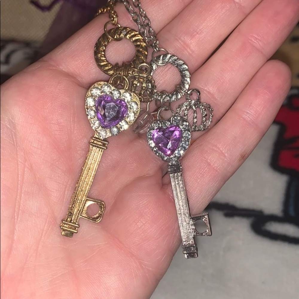 Rhinestone Key Pendant necklace in GOLD or SILVER